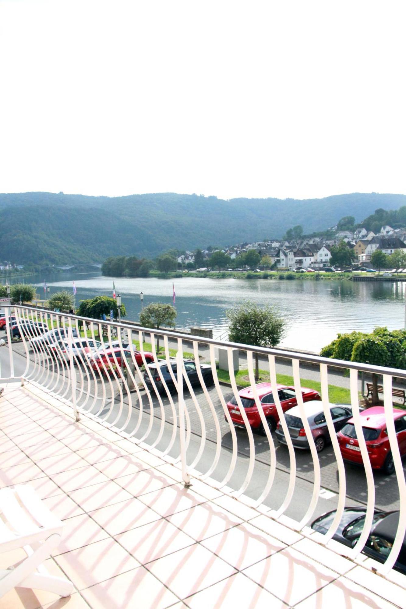 Mosel View Old Town Apartments Целль-ан-дер-Мозель Экстерьер фото